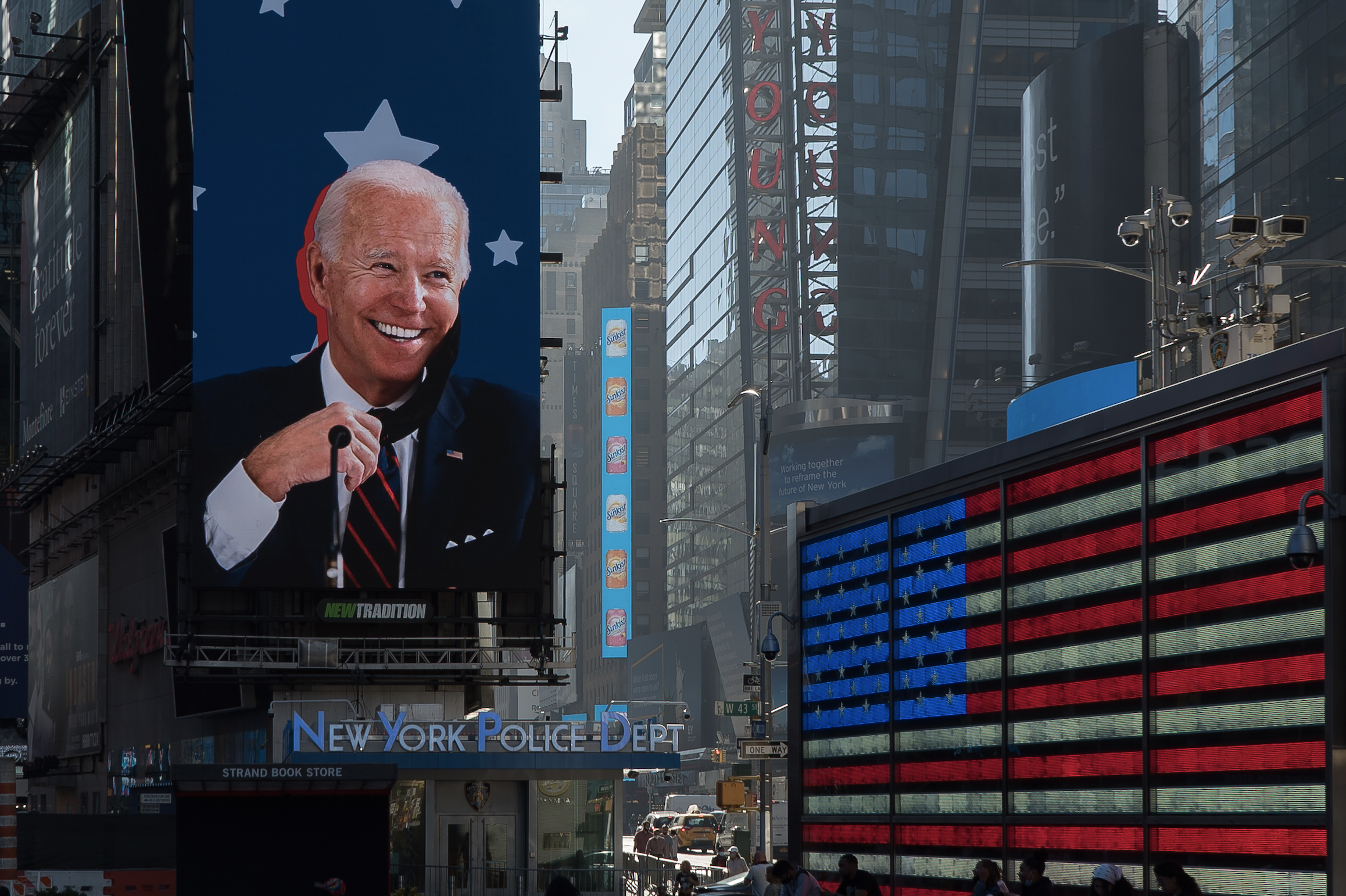 What Does President Biden’s Executive Order Mean for Supply Chains?