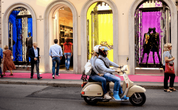 Supplier Management and Sourcing in the Fashion Industry – Under the Spotlight