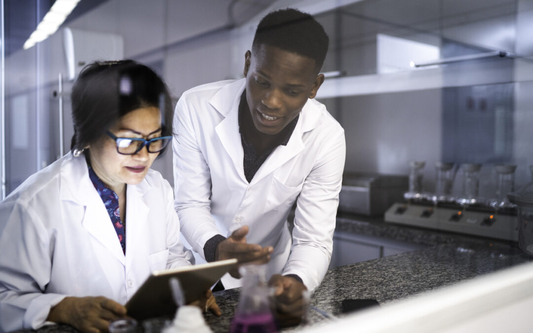 4 Essential Ways Academic Labs Can Manage Risk and Drive Efficiency