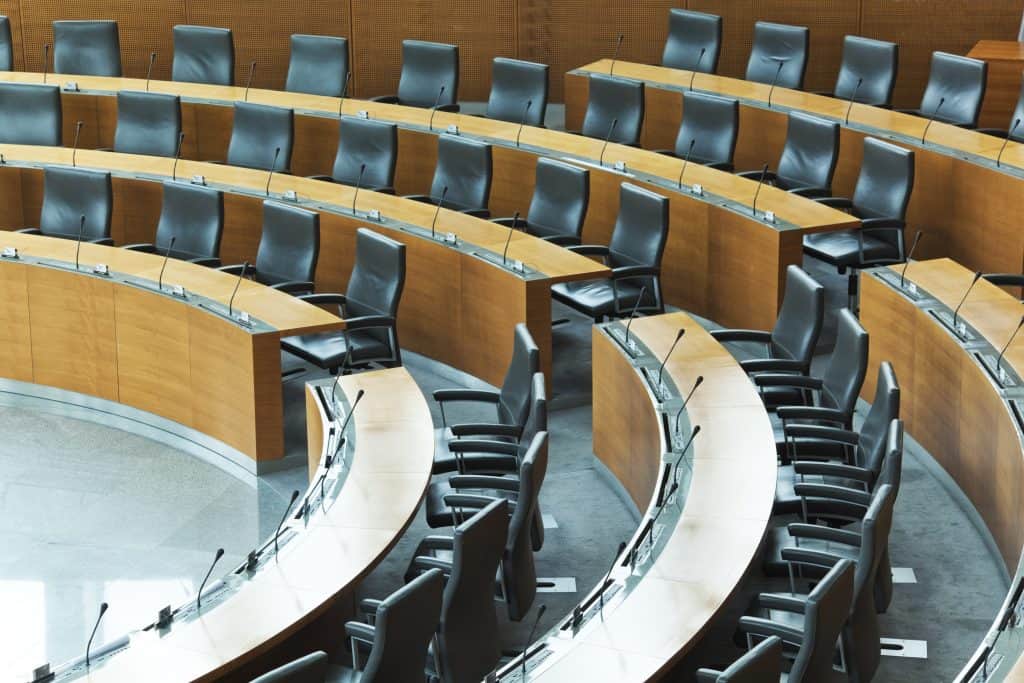 Procurement in the Public and Private Sectors: Is There Really Much Difference?