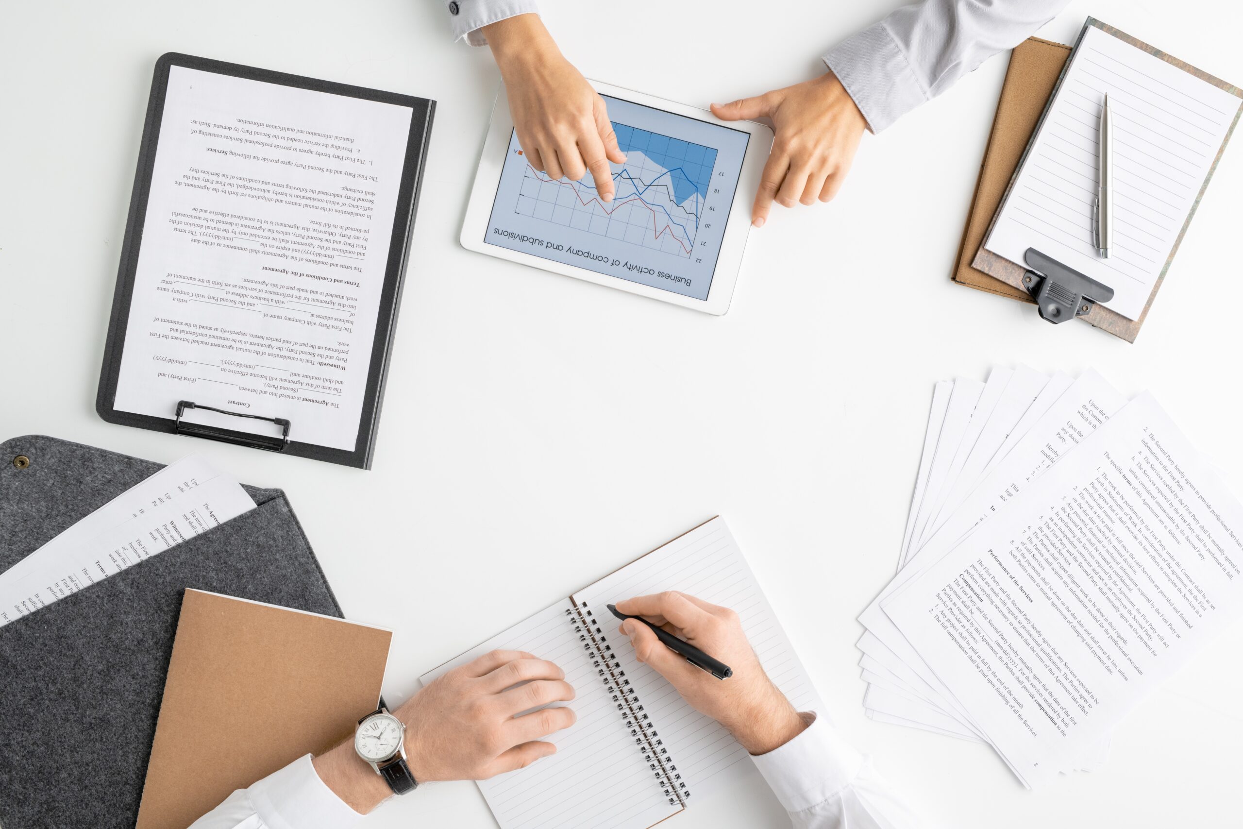 The Business Benefits of CLM: Why Contract Lifecycle Management Matters The Business Benefits of CLM: Why Contract Lifecycle Management Matters